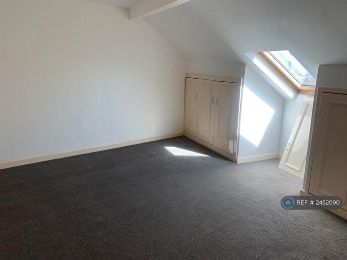1 Bedroom Flat To Rent In Market Street, South Normanton, Alfreton, DE55