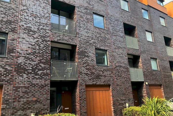 2 Bedroom Property To Rent In Advent Mews, Manchester, M4