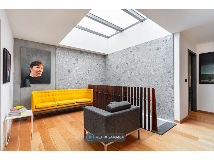 2 Bedroom Flat To Rent In Haggerston Road, London, E8