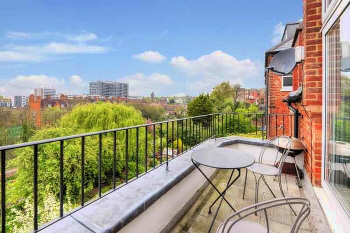 2 Bedroom Flat To Rent In Nassington Road, Hampstead, NW3
