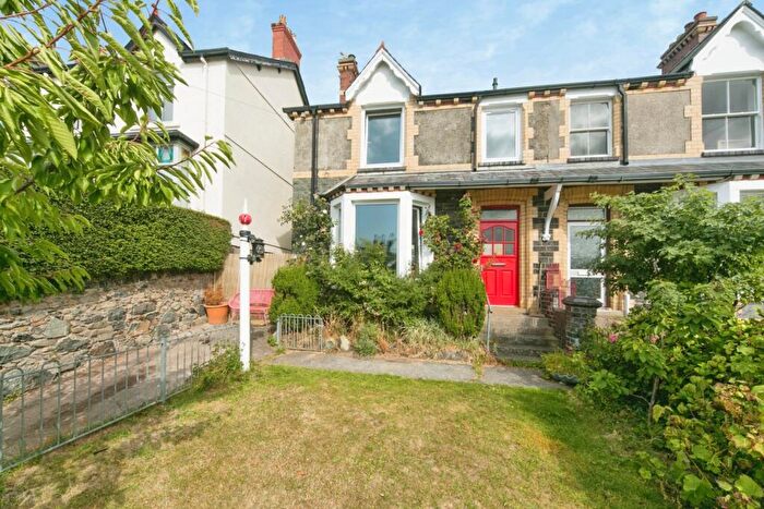 4 Bedroom Semi-Detached House For Sale In Fron Crescent, Llanfairfechan, Conwy, LL33
