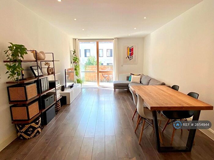 2 Bedroom Flat To Rent In Barry Blandford Way, London, E3