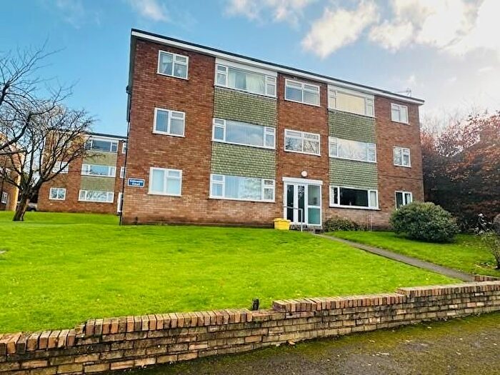 2 Bedroom Flat To Rent In Hill Village Road, Sutton Coldfield, B75