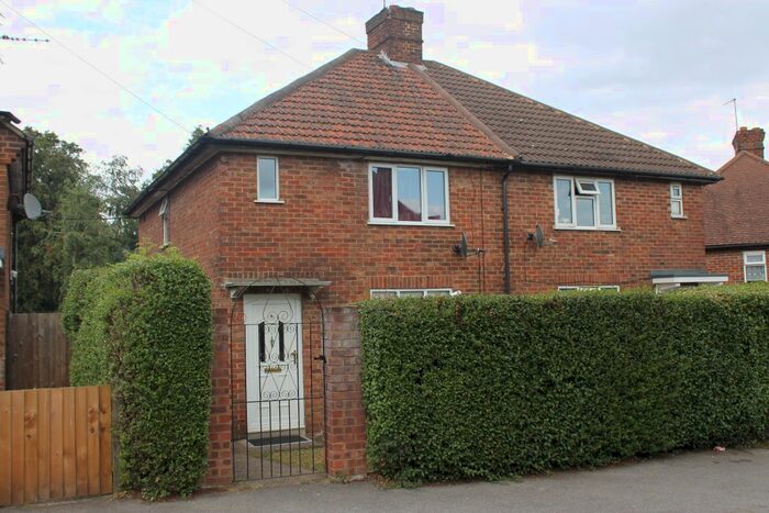 1 Bedroom Property To Rent In Spearing Road, High Wycombe, HP12