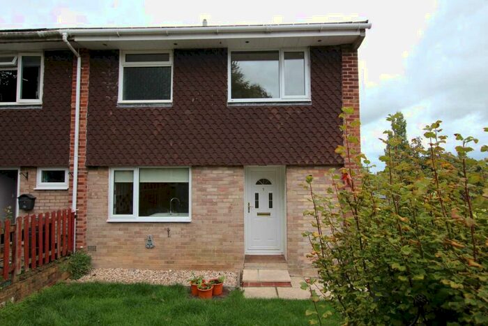 3 Bedroom Semi-Detached House To Rent In Orchard Close, Stourpaine, DT11