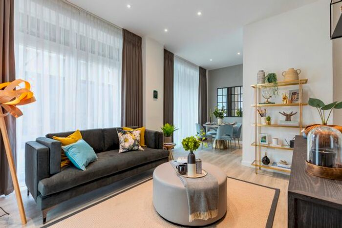 3 Bedroom Flat For Sale In "Vilnius Apartments _" At Cooks Road, Stratford, E15