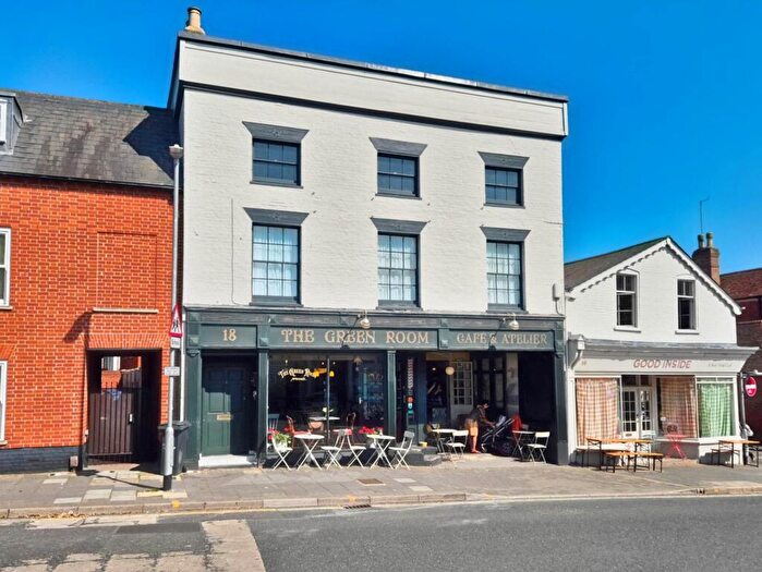 2 Bedroom Apartment To Rent In St Margarets Green, Ipswich, IP4