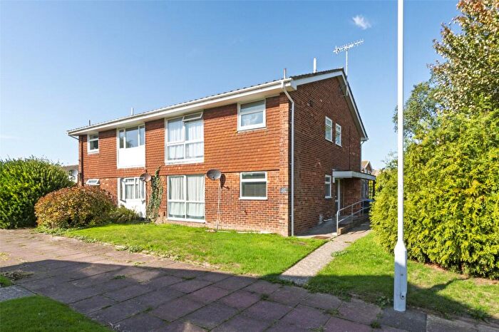 2 Bedroom Flat For Sale In Hudson Close, Worthing, West Sussex, BN13