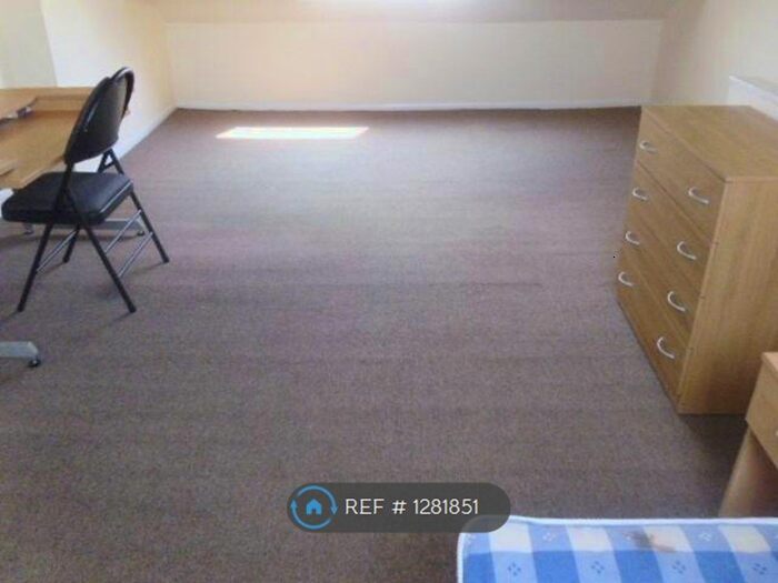 4 Bedroom Terraced House To Rent In Guest Road, Sheffield S11