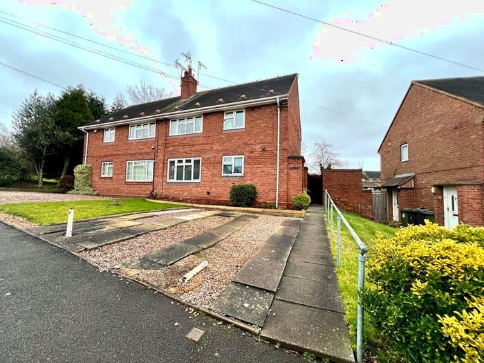 1 Bedroom Maisonette To Rent In Clee Hill Drive, Castlecroft, Wolverhampton, WV3