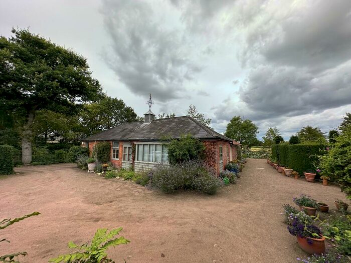 3 Bedroom Cottage To Rent In The Gig House, Bedfield, IP13