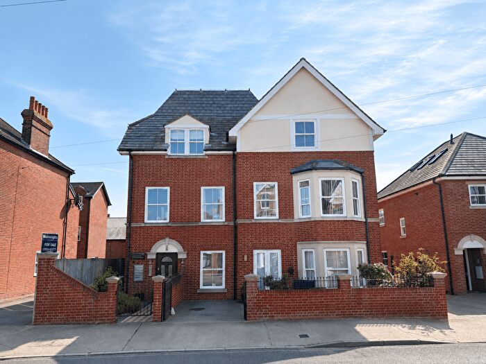 2 Bedroom Apartment For Sale In Francis Court, Leopold Road, Felixstowe, IP11