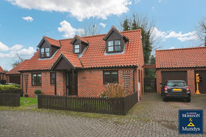 4 Bedroom Detached Bungalow For Sale In Bowman Place, Wellow, Newark, NG22