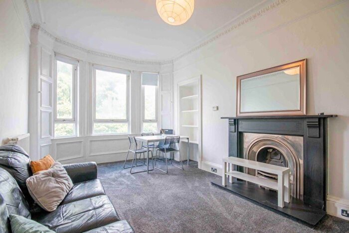 3 Bedroom Flat To Rent In L – Slateford Road, Edinburgh, EH11