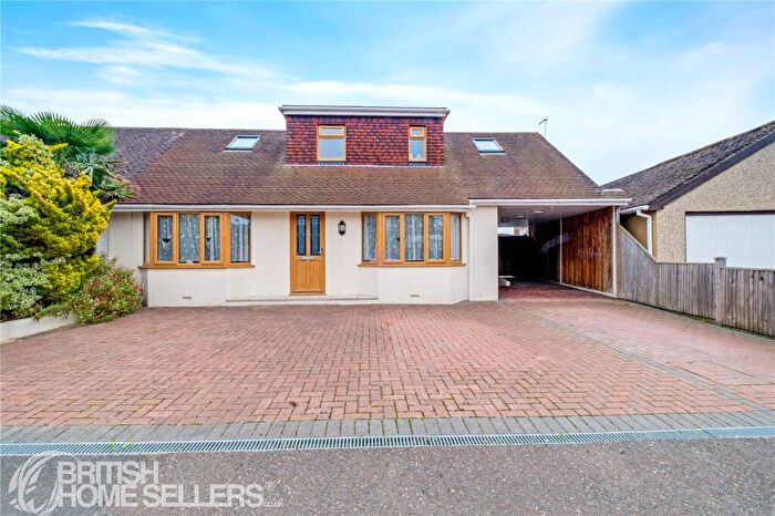 4 Bedroom Semi-Detached House For Sale In Berriedale Drive, Sompting, Lancing, West Sussex, BN15