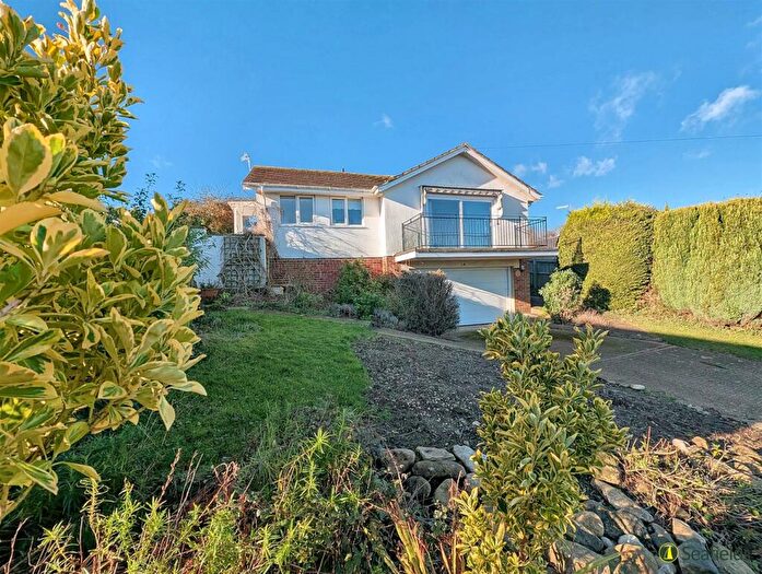 3 Bedroom Detached Bungalow For Sale In Matthews Way, Seaview, PO34