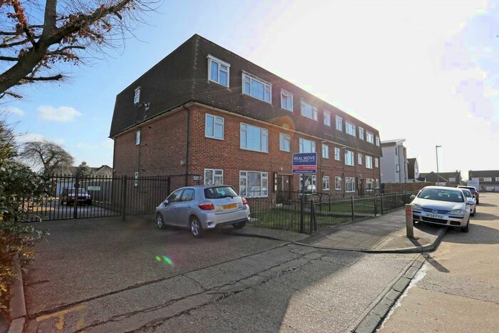 2 Bedroom Flat To Rent In Norton Road, Dagenham, RM10