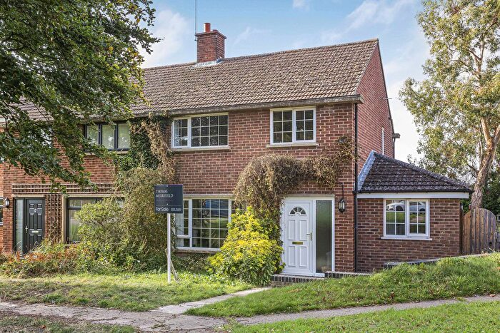 3 Bedroom Semi-Detached House For Sale In Upthorpe Drive, Wantage, OX12