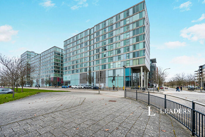 1 Bedroom Flat To Rent In Witan Gate, Milton Keynes, Buckinghamshire, MK9