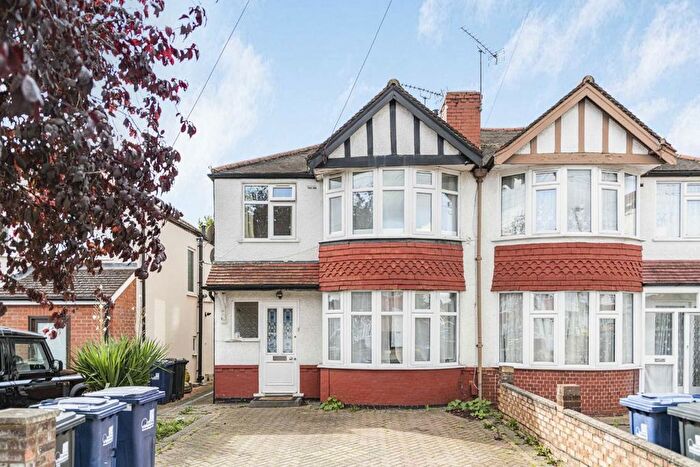 3 Bedroom Semi-Detached House For Sale In Conway Crescent, Ealing, UB6