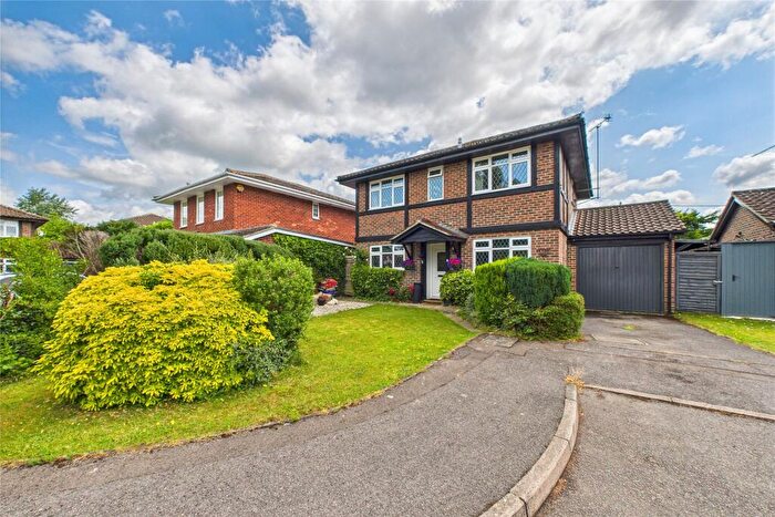 4 Bedroom Detached House For Sale In Clarendon Close, Winnersh, Wokingham, Berkshire, RG41
