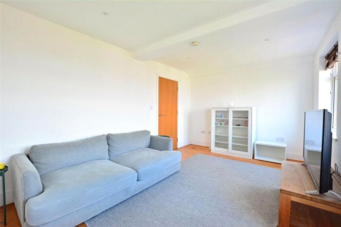 3 Bedroom Apartment To Rent In Woodlands Heights, Blackheath, London, SE3