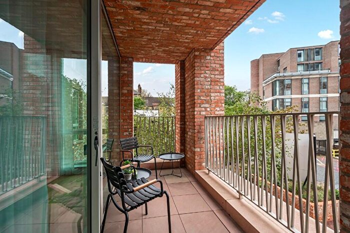 2 Bedroom Apartment For Sale In Rowland Hill Street, Hampstead, London, NW3