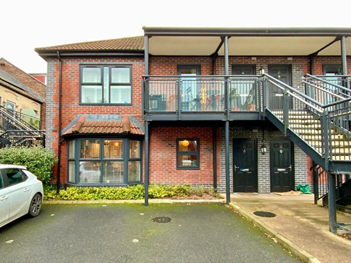 2 Bedroom Flat For Sale In Beaconsfield Road, Bristol, BS5