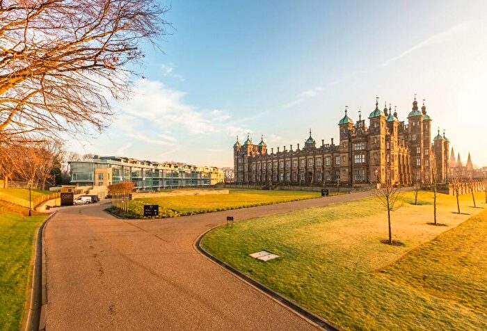 2 Bedroom House To Rent In Donaldson Crescent, Edinburgh, EH12