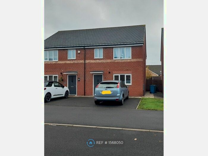 3 Bedroom Semi-Detached House To Rent In Rowan Tree Road, Manchester, OL8