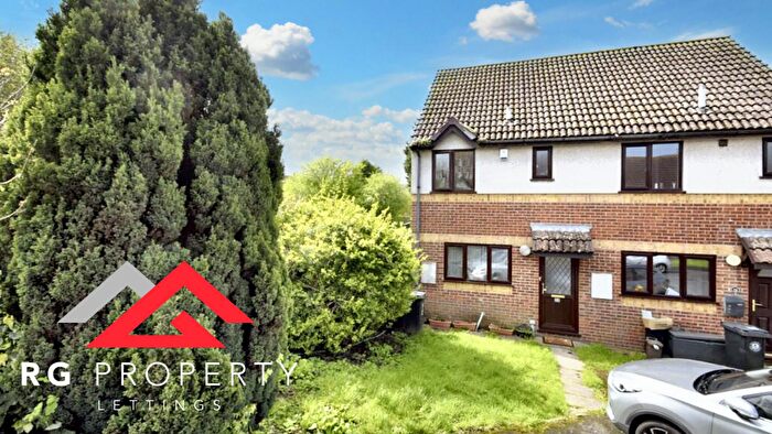 2 Bedroom House To Rent In Campbell Farm Drive, Bristol, BS11