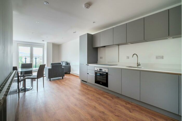 1 Bedroom Apartment To Rent In Well Farm Road Whyteleafe, CR3