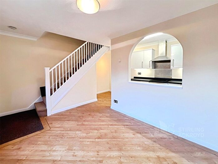1 Bedroom End Of Terrace House To Rent In Dairymans Walk, Guildford, Surrey, GU4