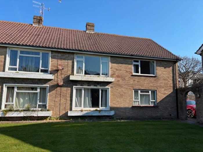 2 Bedroom Flat To Rent In Norfolk Close, Bognor Regis, PO21