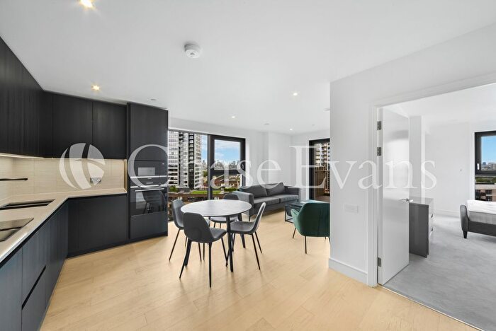 2 Bedroom Flat To Rent In Hewson Way, Park Amp; Sayer, Elephant And Castle, London, SE17