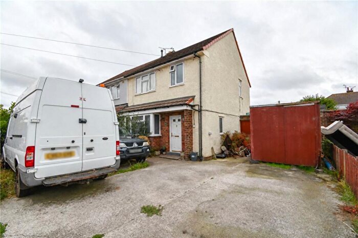 3 Bedroom Semi-Detached House For Sale In Berrylands Road, Moreton, Wirral, CH46