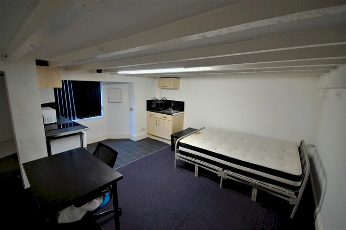 Studio To Rent In Flat Holyhead Road, Coventry, CV1