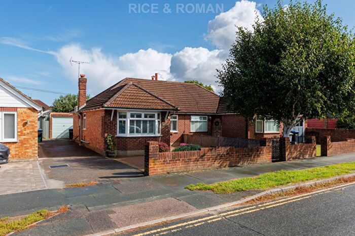 2 Bedroom Semi-detached Bungalow For Sale In Ripley Avenue, Egham, TW20