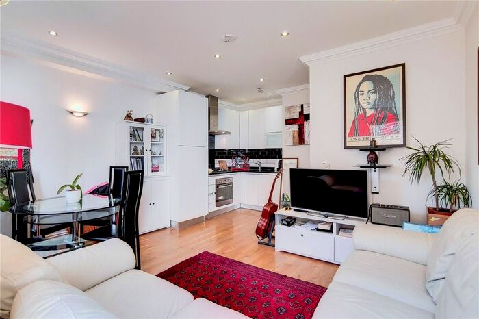 1 Bedroom Flat To Rent In Mackenzie Road, Islington, N7