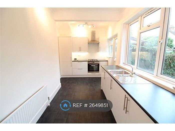 3 Bedroom Terraced House To Rent In Torridge Road, Thornton Heath, CR7