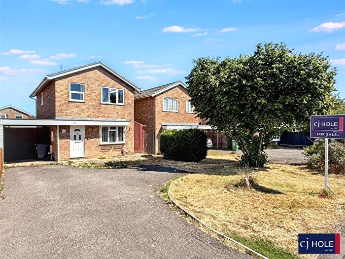 3 Bedroom Detached House For Sale In Hawthorne Avenue, Gloucester, GL4