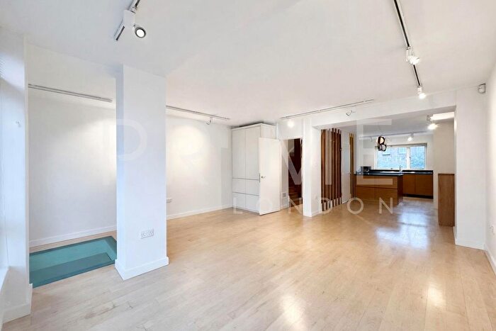 5 Bedroom Terraced House To Rent In Woodsford Square, Holland Park, London, W14