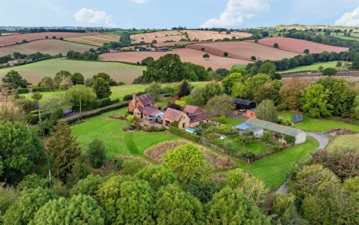 5 Bedroom Detached House For Sale In Heightington, Bewdley, DY12