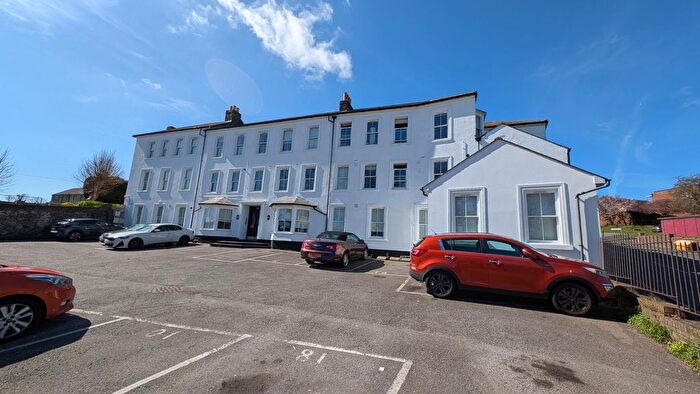 1 Bedroom Flat To Rent In Durham Hill, Dover, CT17