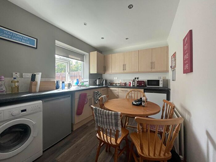 2 Bedroom House To Rent In Percy Square (L), DH1