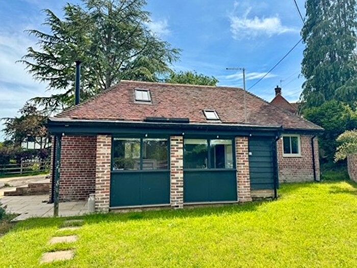 1 Bedroom Barn Conversion To Rent In Etchingham, TN19