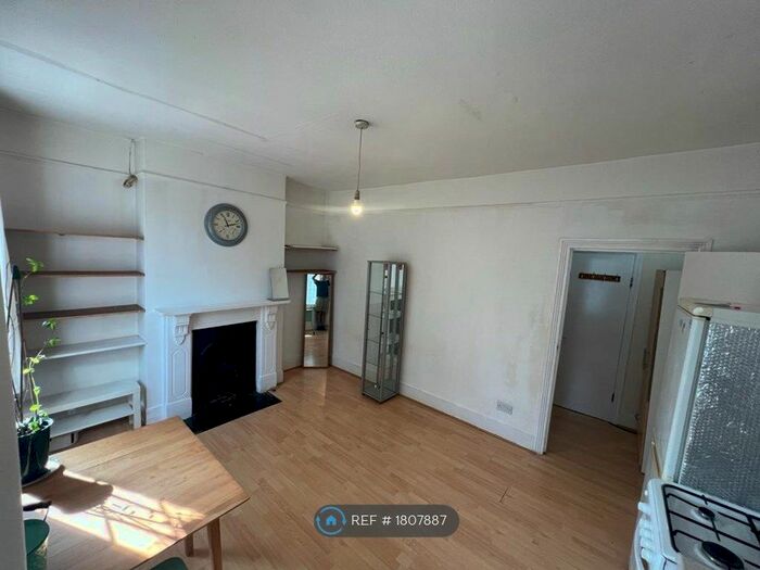 1 Bedroom Flat To Rent In Homerton, London, E5