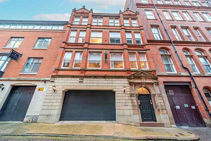 5 Bedroom Terraced House For Sale In Kirk House, Ristes Place, Nottingham, NG1