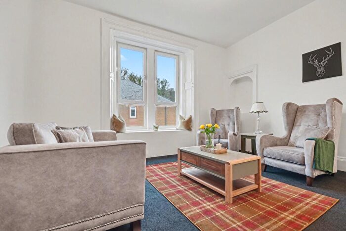 2 Bedroom Flat For Sale In South Street, Inverclyde, Greenock, PA16