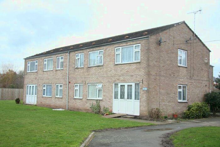 2 Bedroom Flat To Rent In Cronkinson Oak, Nantwich, CW5
